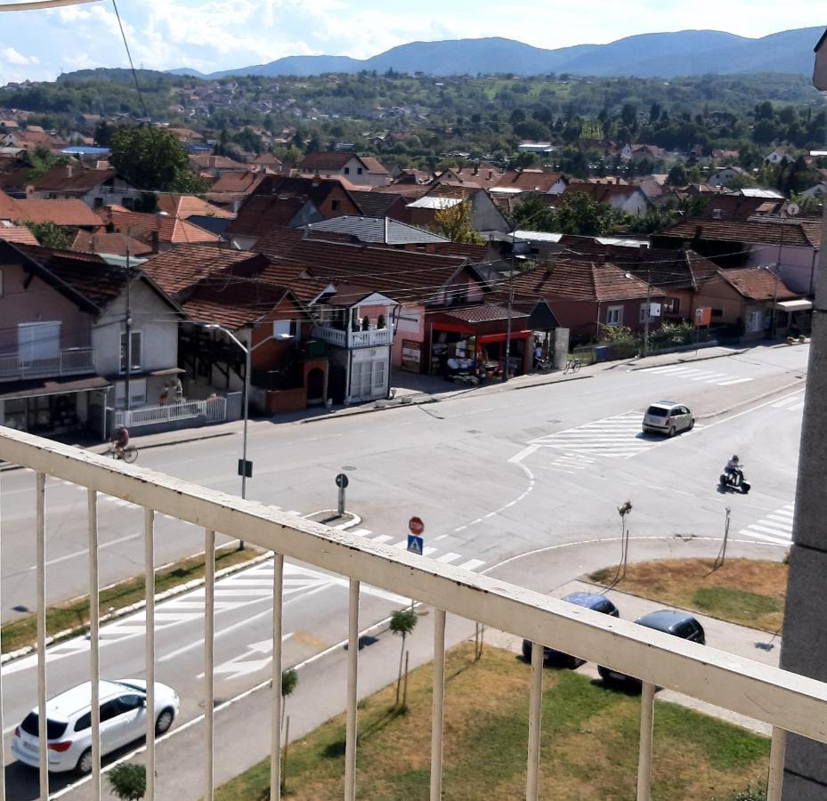 Lux Apartman Čačak Kültér fotó
